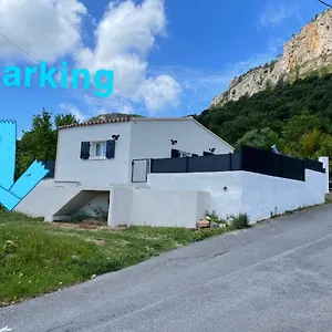 Maison Avec Jardin, Parking Entre Et Montagne Hébergement de vacances Le Revest-le-Eaux